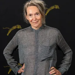 Portrait of Isabelle Stever