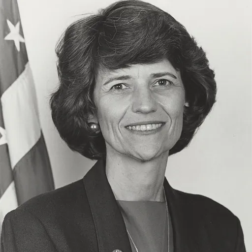 Portrait of Liz J. Patterson