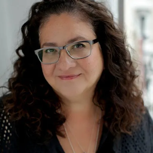 Portrait of Migdalia Cruz