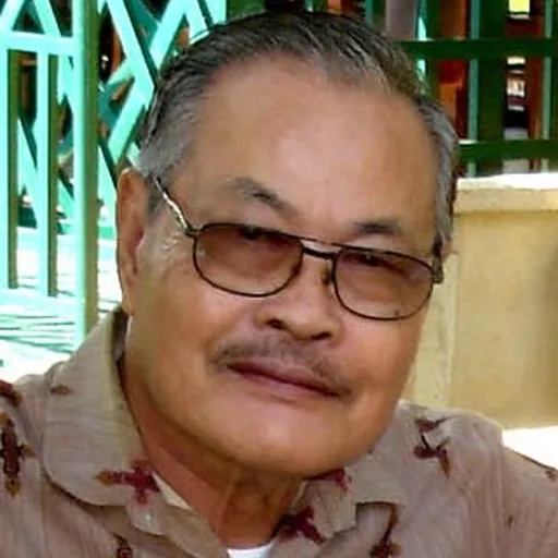 Portrait of Dien Del