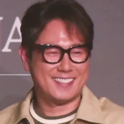 Portrait of Yoon Jong-shin