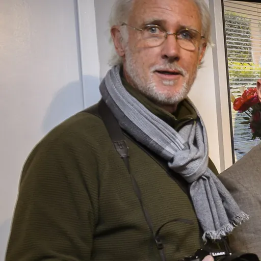 Portrait of Peter Menzel