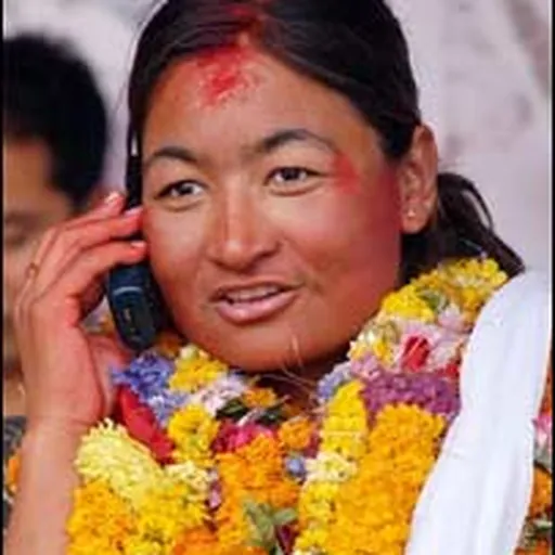 Portrait of Moni Mulepati
