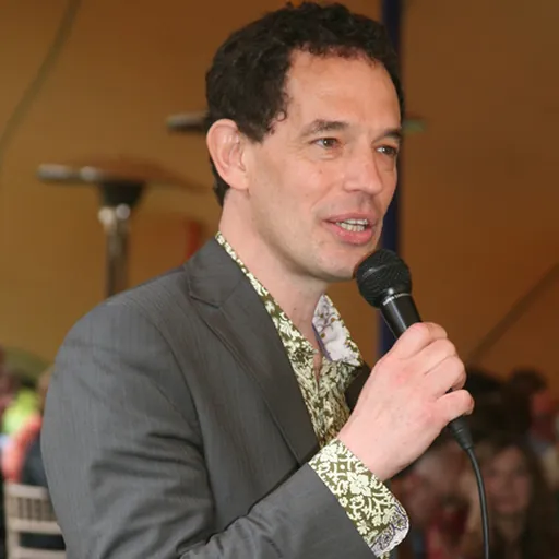 Portrait of Neil Turok