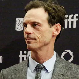 Portrait of Scoot McNairy