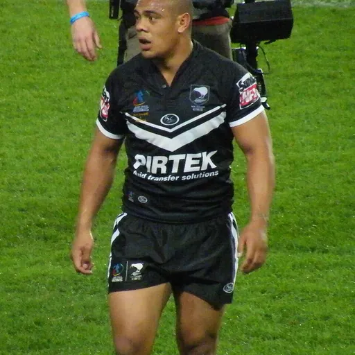 Portrait of Sika Manu