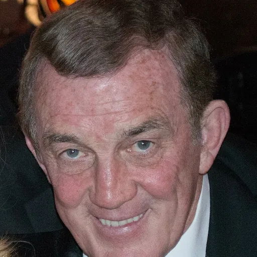 Portrait of Phil Bennett