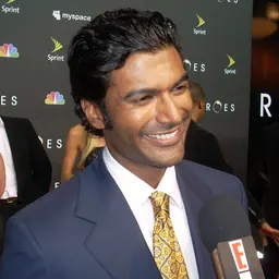 Portrait of Sendhil Ramamurthy