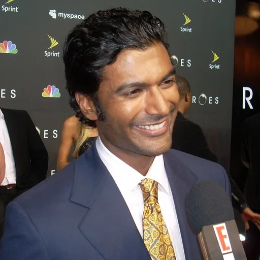 Portrait of Sendhil Ramamurthy