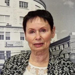 Portrait of Aliza Shenhar