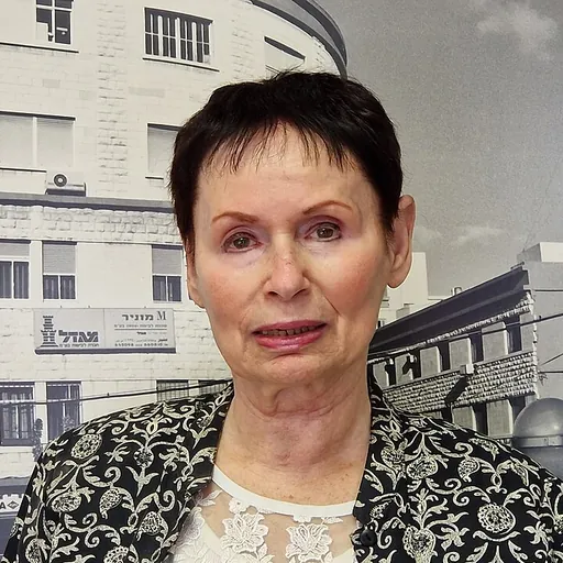 Portrait of Aliza Shenhar