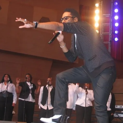 Portrait of Deitrick Haddon
