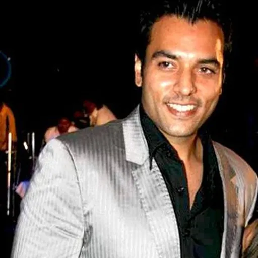 Portrait of Dhruv Choudhry