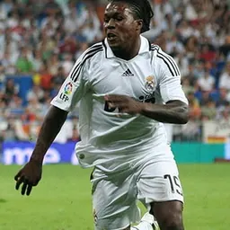 Portrait of Royston Drenthe