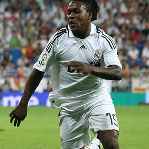 Portrait of Royston Drenthe