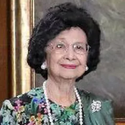 Portrait of Siti Hasmah Mohamad Ali