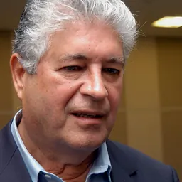 Portrait of Roberto Requião