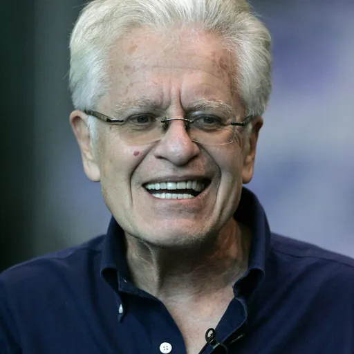 Portrait of Jerry Zaks
