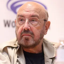 Portrait of Harry Manfredini
