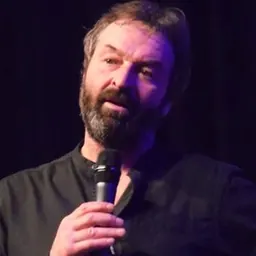 Portrait of Ian Beattie