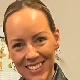 Portrait of Renee Heath