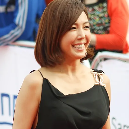 Portrait of Jeon Soo-kyung