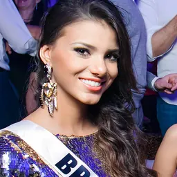 Portrait of Jakelyne Oliveira