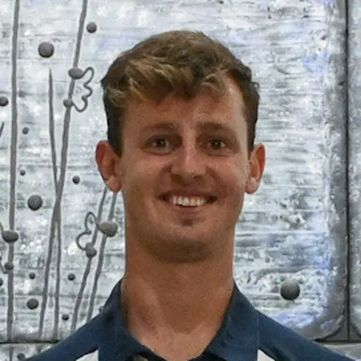 Portrait of Tom Reuveny