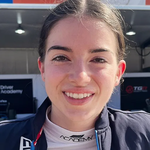 Portrait of Jade Jacquet