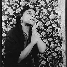 Portrait of Muriel Rahn