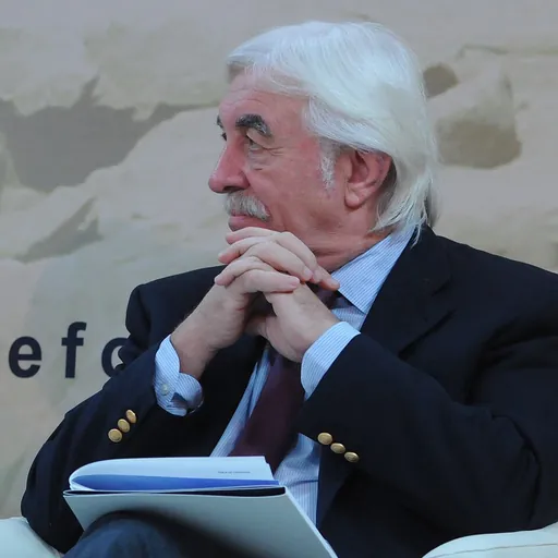 Portrait of Cengiz Çandar