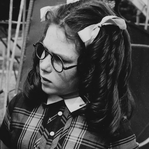 Portrait of Jeannie Russell