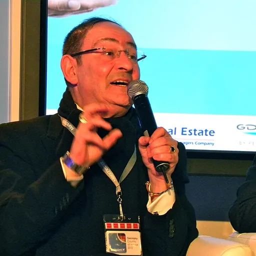 Portrait of Howard Bernstein