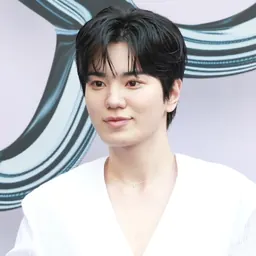 Portrait of Lee Sung-jong
