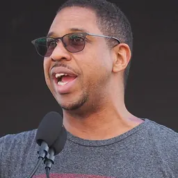 Portrait of Hakeem Oluseyi