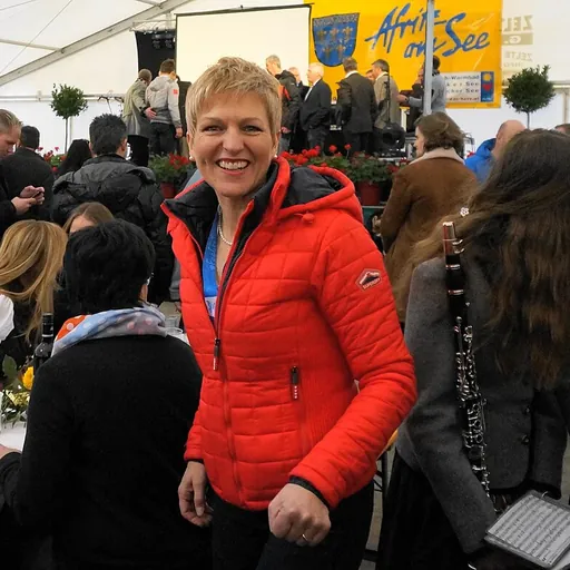 Portrait of Claudia Strobl