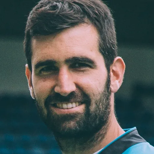 Portrait of Asier Riesgo