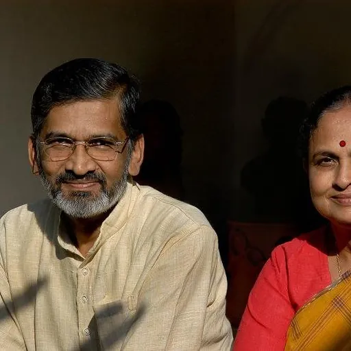 Portrait of Abhay Bang