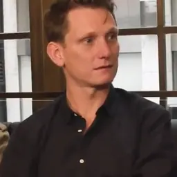 Portrait of Tom Harper