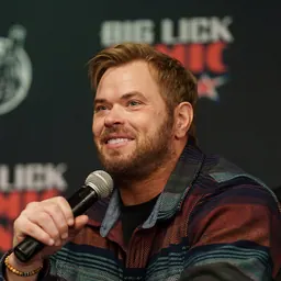 Portrait of Kellan Lutz