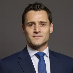 Portrait of Luke Evans