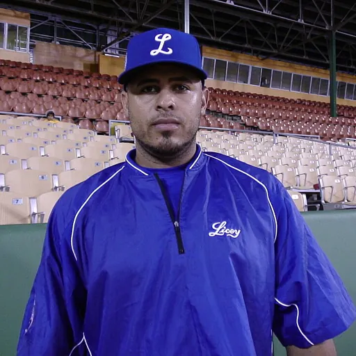 Portrait of Ronny Paulino