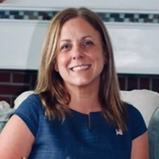 Portrait of Michelle DuBois