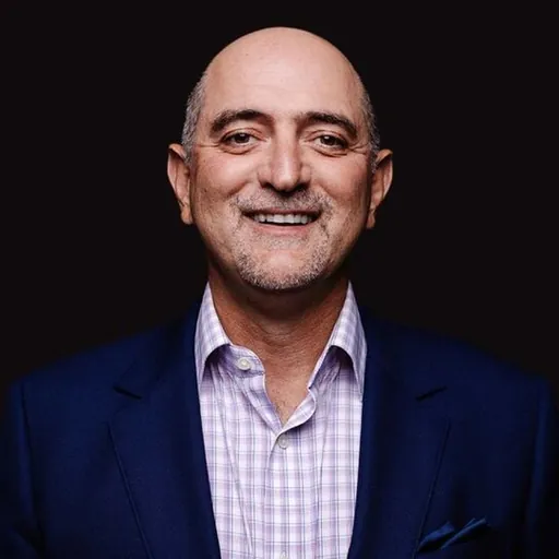 Portrait of Shervin Mirhashemi