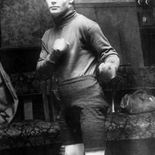 Portrait of Johnny Summers