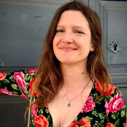 Portrait of Chloé Hollings