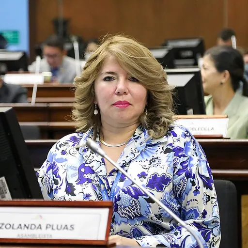Portrait of Zolanda Plúas
