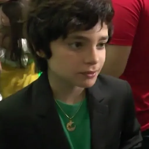 Portrait of Kevin Vechiatto