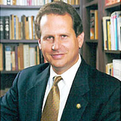 Portrait of Lincoln Díaz-Balart