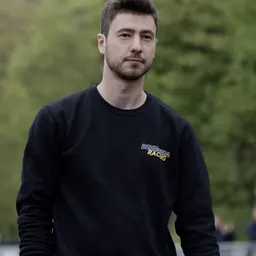Portrait of Simon Pigeon